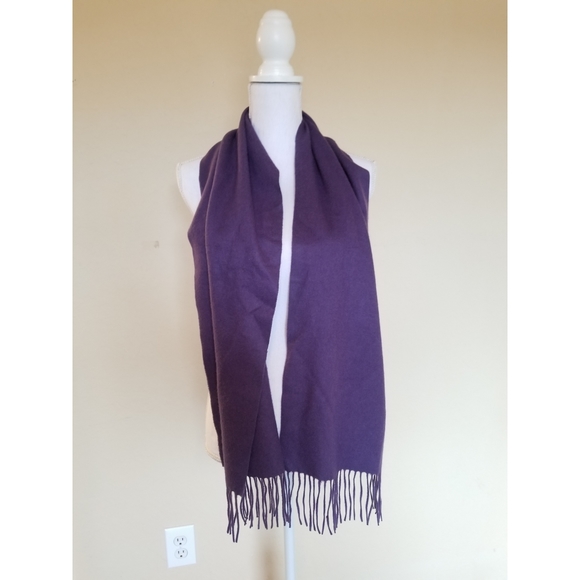 Club Room Accessories - Purple cashmere scarf